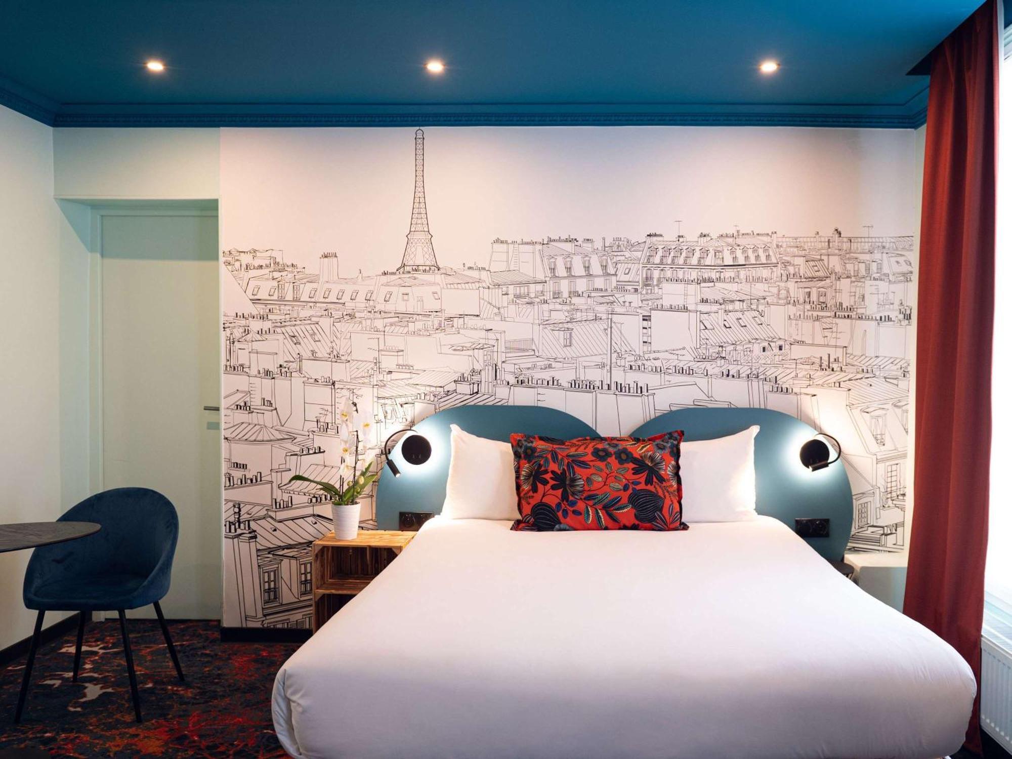 Ibis Styles Paris Batignolles Hotel Bagian luar foto