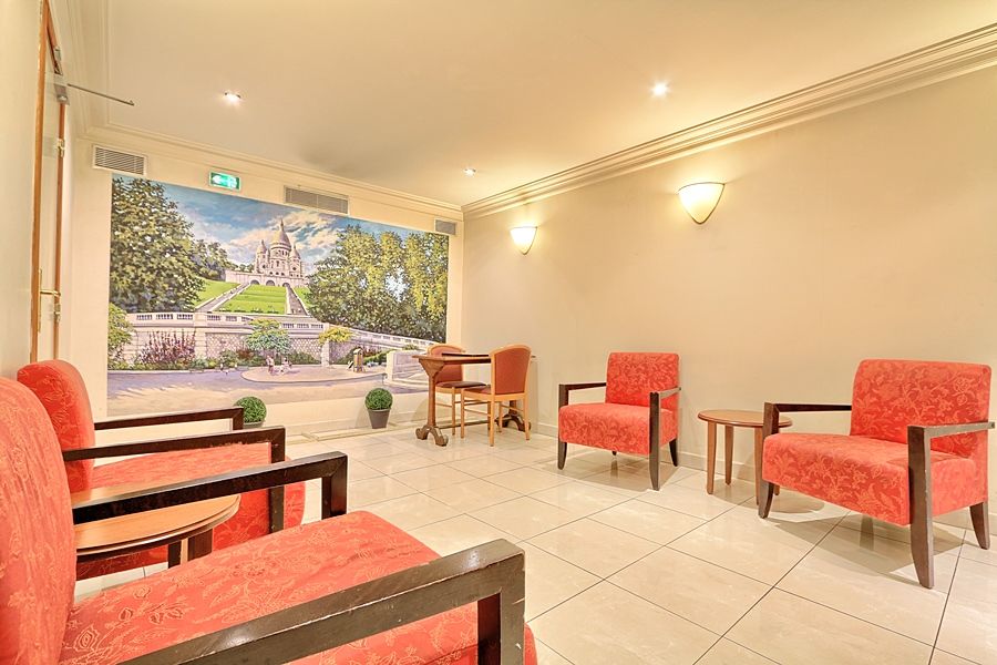 Ibis Styles Paris Batignolles Hotel Bagian luar foto